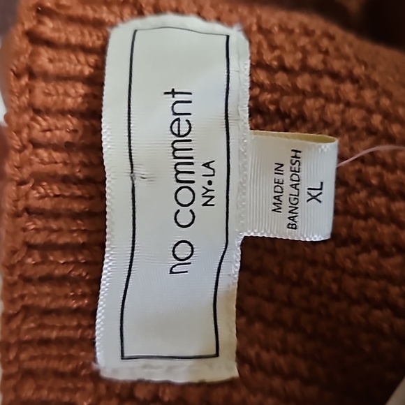 No Comment Sweater Crop Tank Top NWT - Picture 5 of 5